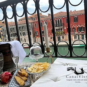 Homestay Canal View, Venice